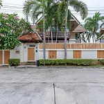 วิลล่า Thai 3b Pool Near Hollywood *