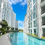 1 Bedroom French Style Condo With Lagoon Pool