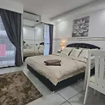 อพาร์ทเม้น Pool View Pet Friendly Siam Oriantal Tropical Thailand Pattaya