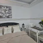 Pool View Pet Friendly Siam Oriantal Tropical Thailand Pattaya