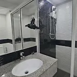 Pool View Pet Friendly Siam Oriantal Tropical Thailand อพาร์ทเม้น Pattaya