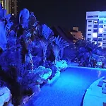 คลับรอยัล2bed Pattaya
