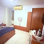 Lucky Devil Guesthouse Pattaya