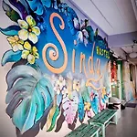 Sindy's Hostel *