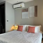 502 Edge芭提雅市中心25楼高层海景服务公寓，芭提雅海湾景观，近沙滩，步行街，购物中心