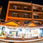 Dacha Beach 2* Pattaya