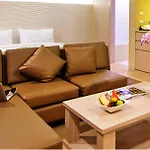 Hotel The 
