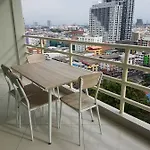 Aparthotel Vtsix Service At View Talay 6 3*