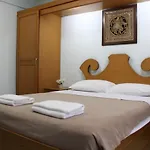 Mahatai Pattaya Hotel And Convention