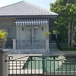 Sala Villas