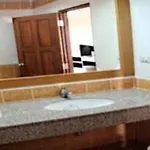 Hotel นาวิน แมนชั่น 2 Navin Mansion 2 2*