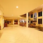 โรงแรม Cross Pratamnak Pattaya