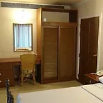 Cross Pratamnak โรงแรม 5*