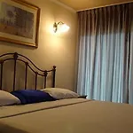 โรงแรม Cross Pratamnak 5*