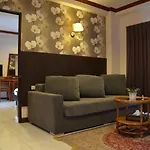 Inn House- Sha Extra Plus
