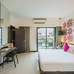 Hotel J 4*