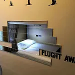 Asleep By Lantana Hostel *