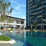 The Relaxing Sea View At Lumpini Park Pattaya Hotel 2*