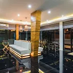 Nine Blue Hotel 3*