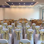 Lakkhana Poolside Resort