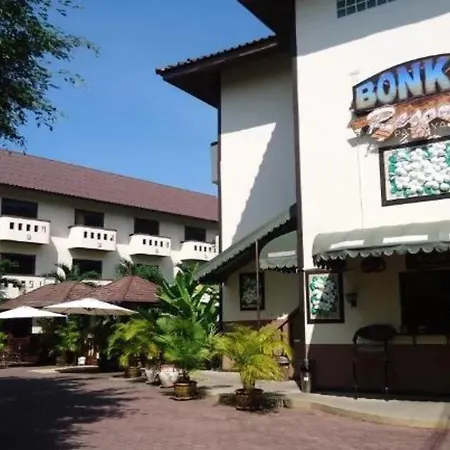 Bonkai Resort 3*