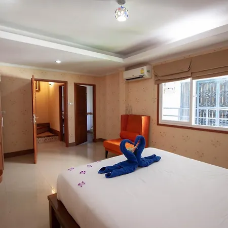 3 Bedroom Town With Private Pool