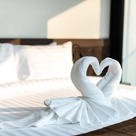 Blackwoods - Sha Extra Hotel