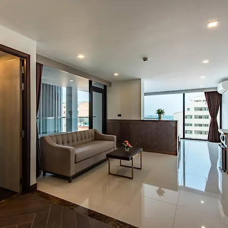 Hotel Blackwoods - Sha Extra Pattaya