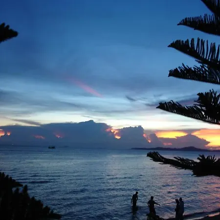 Hotel Luckyview Jomtien 3*