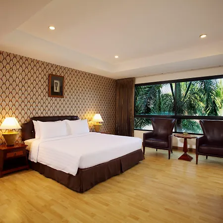 Nova Park Hotel