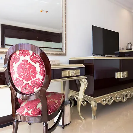 Lk President Hotel