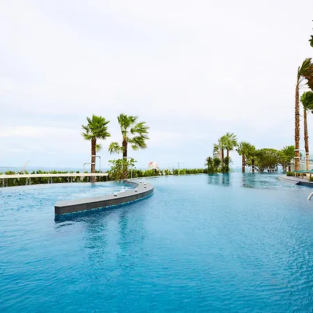 Hotel Grande Centre Point Pattaya
