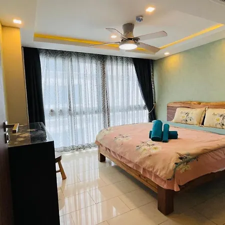 At Soi Buakhao 15 By Grand Ave A Apartment *