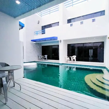Loof Hotel Pattaya