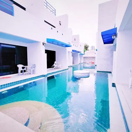 Loof Hotel *