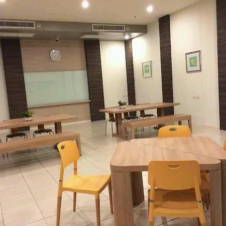 Lumpini Ville Naklua Apartment *