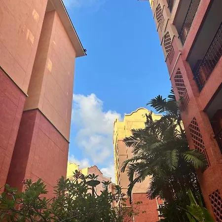 Apartment Seven Seas