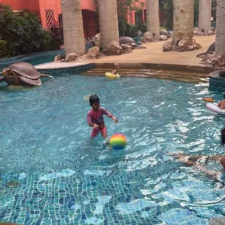 Seven Seas Apartment Pattaya