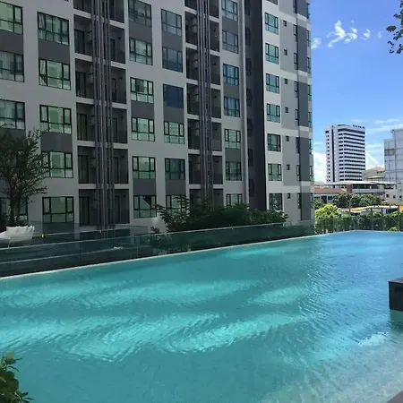 超低价网红公寓base/顶楼无边海景泳池俯瞰芭提雅海湾全景 82788