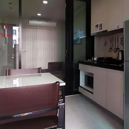 Apartment 超低价网红公寓base/顶楼无边海景泳池俯瞰芭提雅海湾全景 82788 *
