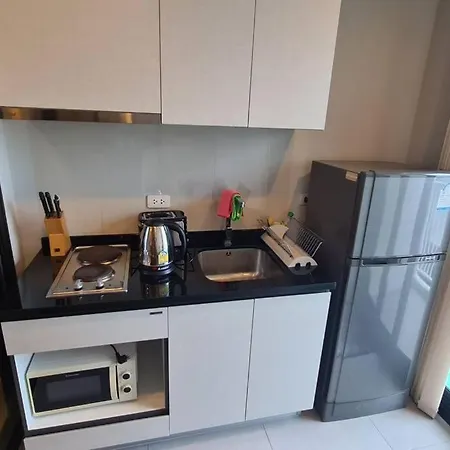 The Base Central Condominium - Best Location! Apartment