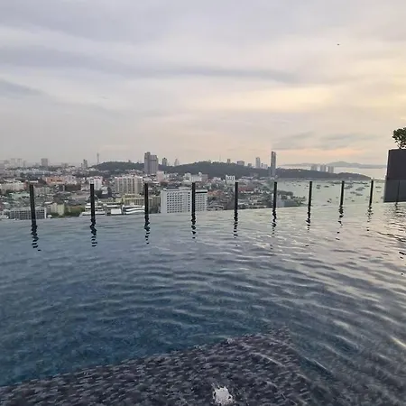 The Base Central Condominium - Best Location! Pattaya