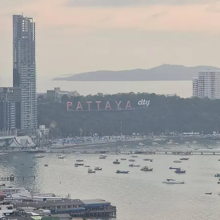 Apartment The Base Central Condominium - Best Location! Pattaya