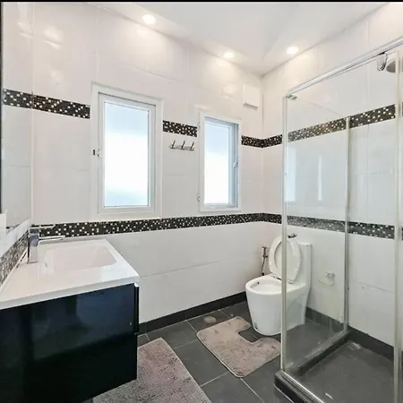 Villa Waking Street 5 Bedroom Pool Pattaya