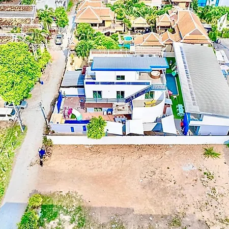 Santorini At Baanda Mayaa Pool Villas Pattaya