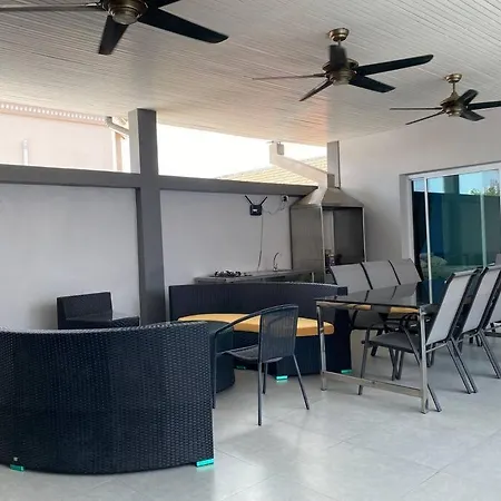 Villa South Pattya, 5br