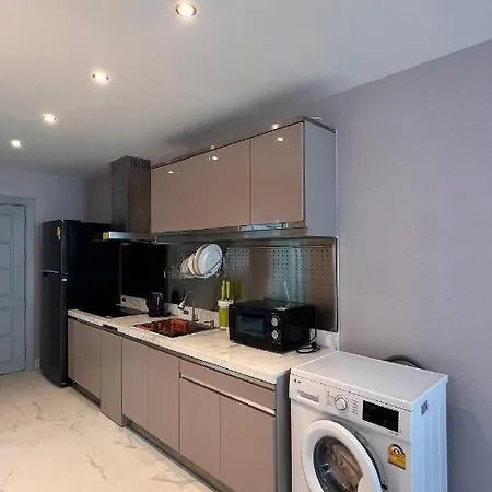 New 1 Bedroom In Tropicana. Phratamnak * Pattaya