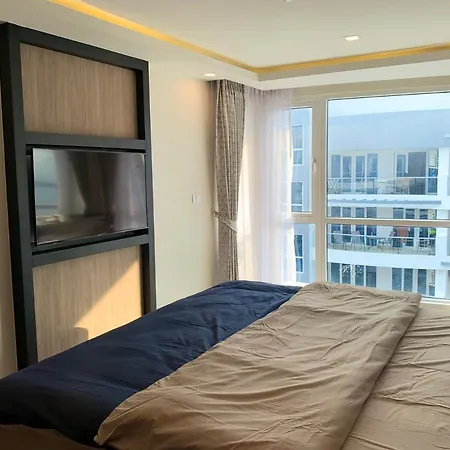 Apartment At Soi Buakhao 15 By Grand Ave A
