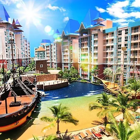Grande Caribbean Sea View Central Apartment