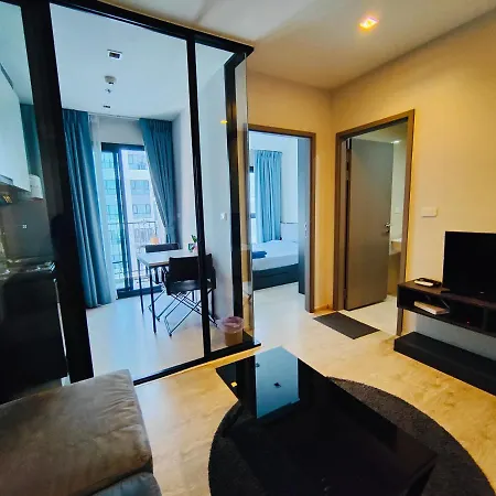 The Base Central 芭堤雅中央公寓 Apartment Pattaya